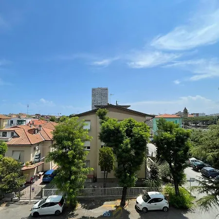 Angela Апартаменты Римини